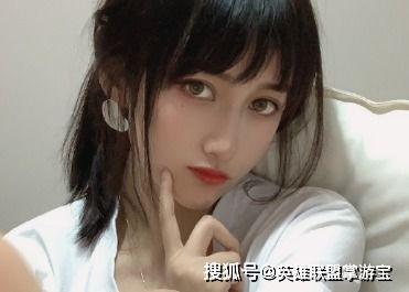 美女吃瓜最新事件爆料,揭秘娱乐圈最新热点事件内幕